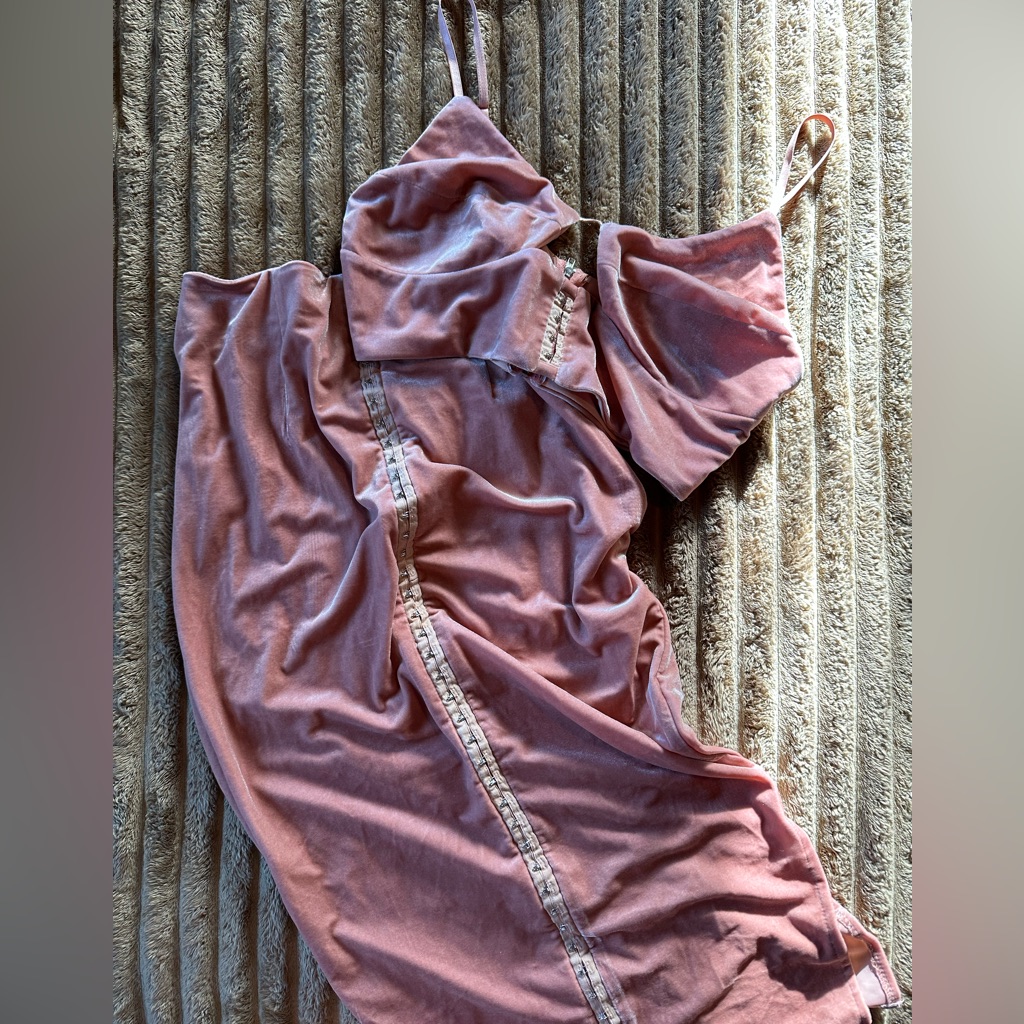 Pink Velvet Set